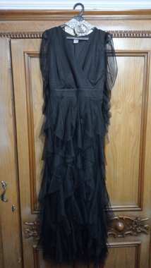 فستان سواريه للبيع معاه حزام فضي