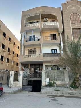 مستني ايه؟ - 3