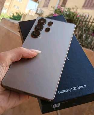 مع سامسونج الترا 25 هتعيش احلي تجربة Sumsung s25 Ultra - 4