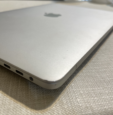 MacBook pro i5 screen needs replacement ماك بوك برو شاشه تحتاج تغيير - 7