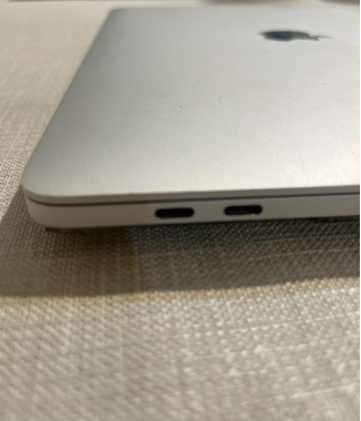 MacBook pro i5 screen needs replacement ماك بوك برو شاشه تحتاج تغيير - 9