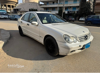 عربيه مرسيدس بنز  c 180 موديل 2001 - 2