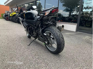 2017 suzuki GSXR - 3
