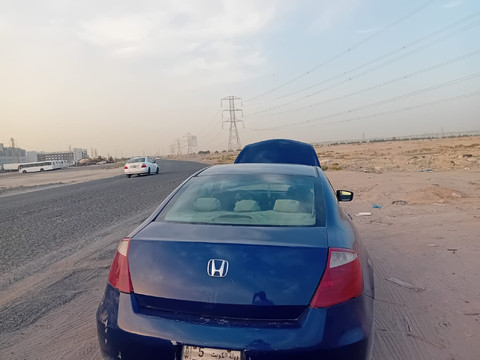 للبيع هوندا اكورد باب واحد - 7