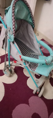 عربيه اطفال للبيع