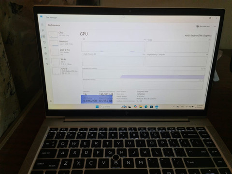 رامات 32 وهارد 512 ssd وكارت VGA 16G جيجا