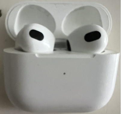 AirPods الجيل الثالث - 2