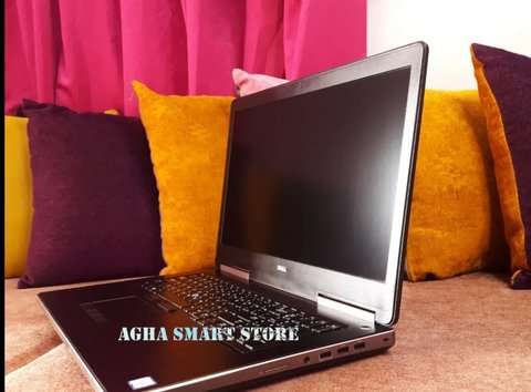 Dell Precision7720 Xeon E3-1535M V6 310 NVIDIA Quadro p5000 16 G  4K - 13