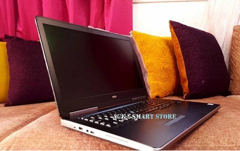 Dell Precision7720 Xeon E3-1535M V6 310 NVIDIA Quadro p5000 16 G  4K - 15