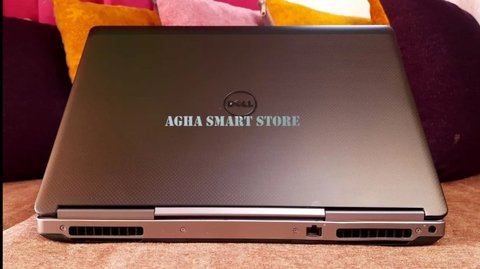 Dell Precision7720 Xeon E3-1535M V6 310 NVIDIA Quadro p5000 16 G  4K - 26