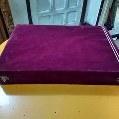 شنطة معالق جديدة كاملة للبيع تحتوي علي عدد 75 قطعة - 4