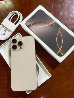 خصوماات خصوماات اوعى الفرصة تفوتكعلى  ايفون بروماكس 16 Iphonnne pr