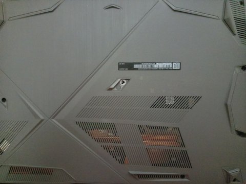 MSI B12VE GAMING LAPTOP - 7