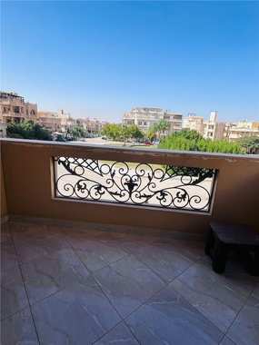 للبيع شقة استلام فورى فى قلب التجمع الخامس بالقرب من التسعين الجنوبى