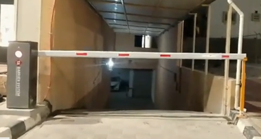 بوابات مرور دخول وخروج سيارات بوابه مواقف امنية الكترونية Barrier gate - 7