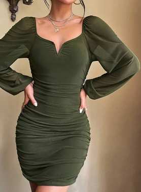 “سحر السهرة | فساتين سهرة بأسعار تبدأ من 18 دأ” - 12