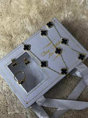 collie van cleef - 3