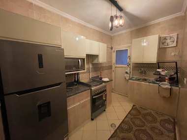 عفش كامل للبيع بداعي السفر قبل يوم السبت - 29