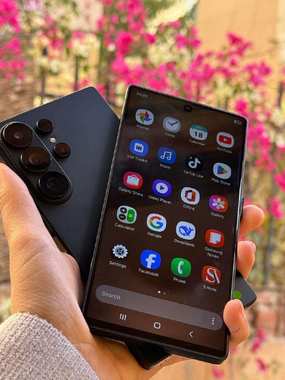 شهر الخير وجايلك بالخير مع احدث اصدار على الاطلاق سامسونج اس - 4